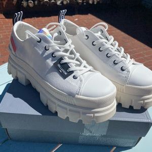 Palladium Revolt Lo Tx Womens